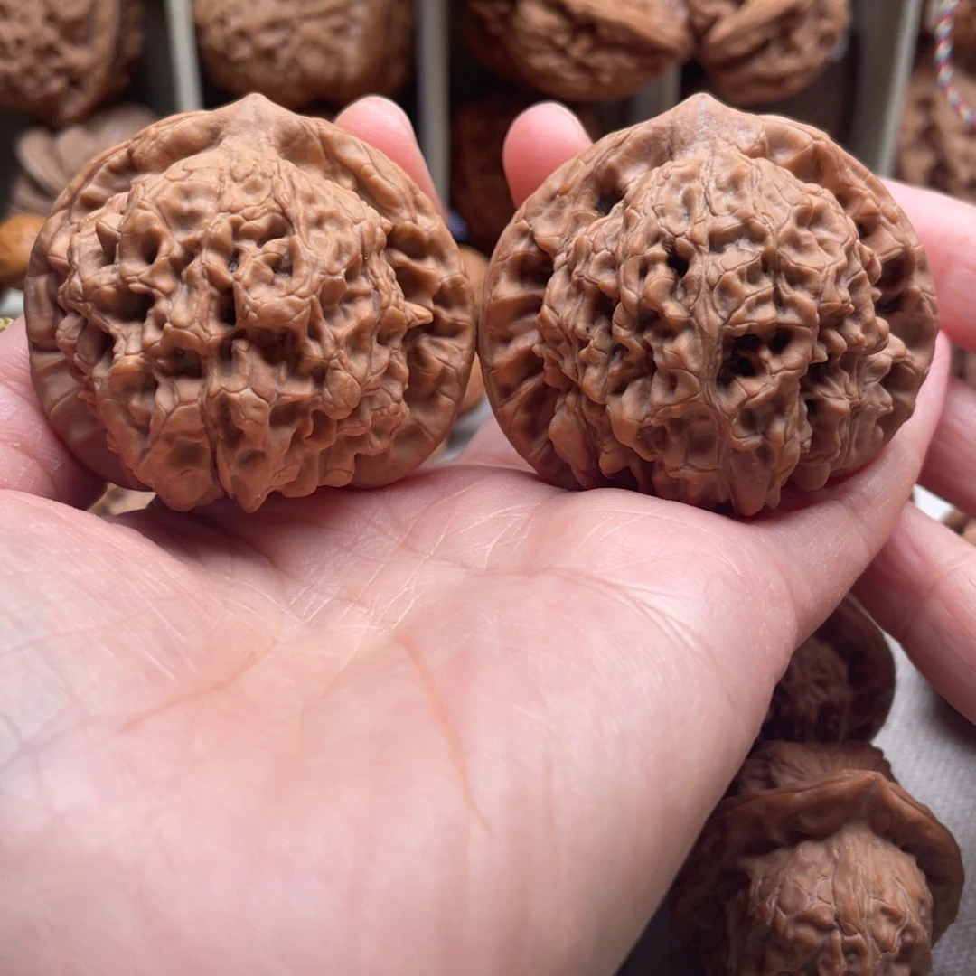 枯***鸭吊坠文玩核桃50全品官帽