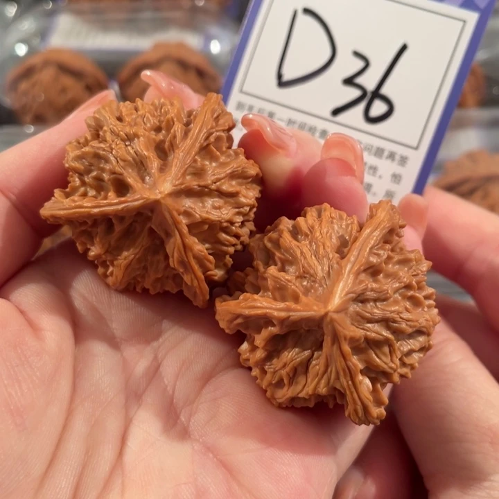 把件文玩核桃D36盘山三棱39