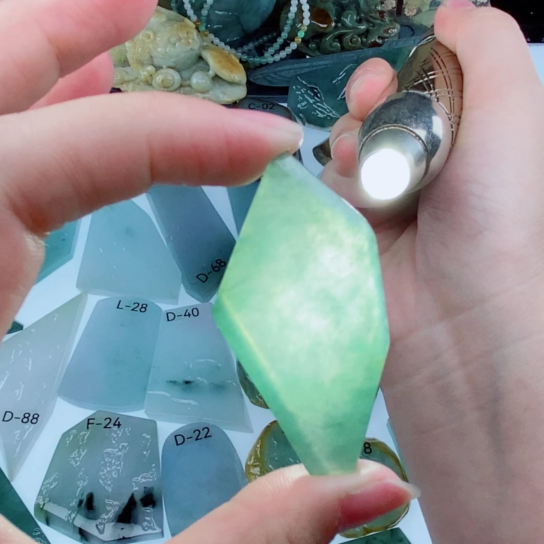 散珠翡翠天然缅甸A货翡翠（不包工）