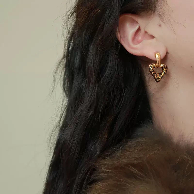 铜合金耳饰 中古风蚊香盘耳夹复古珐琅滴釉高级感几何无耳洞时尚