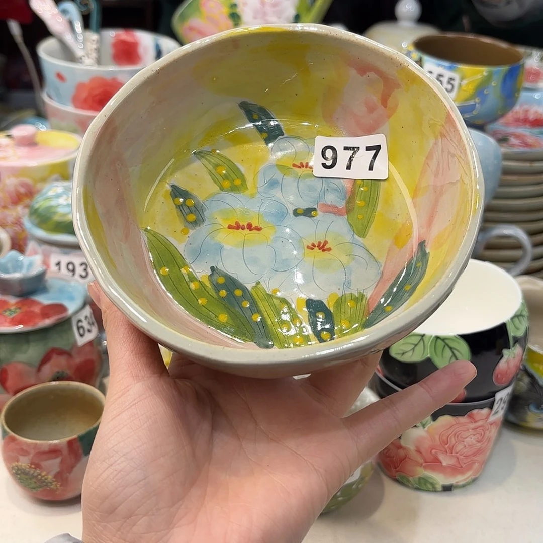 瓷片兔兔。。兔兔好帅