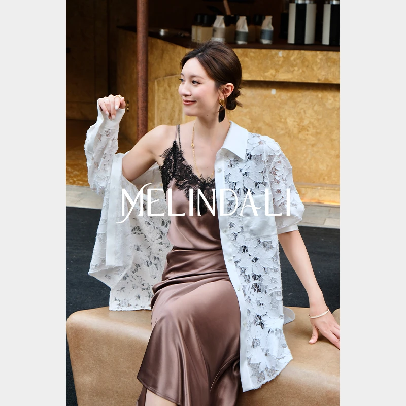 Melinda Li【白麝香】法式设计感蕾丝牛仔剪花绣花宽松显瘦长袖衬衫