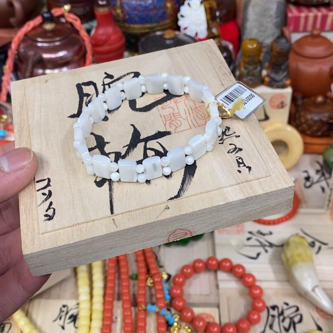 陶瓷工艺品时尚饰品