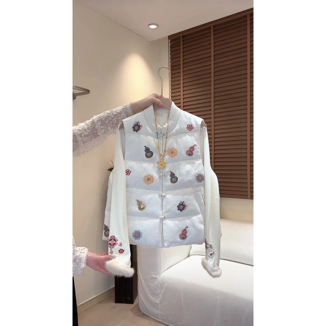 “炫彩葫芦”精致葫芦宝相珠绣花新中式小棉服马甲保暖加厚