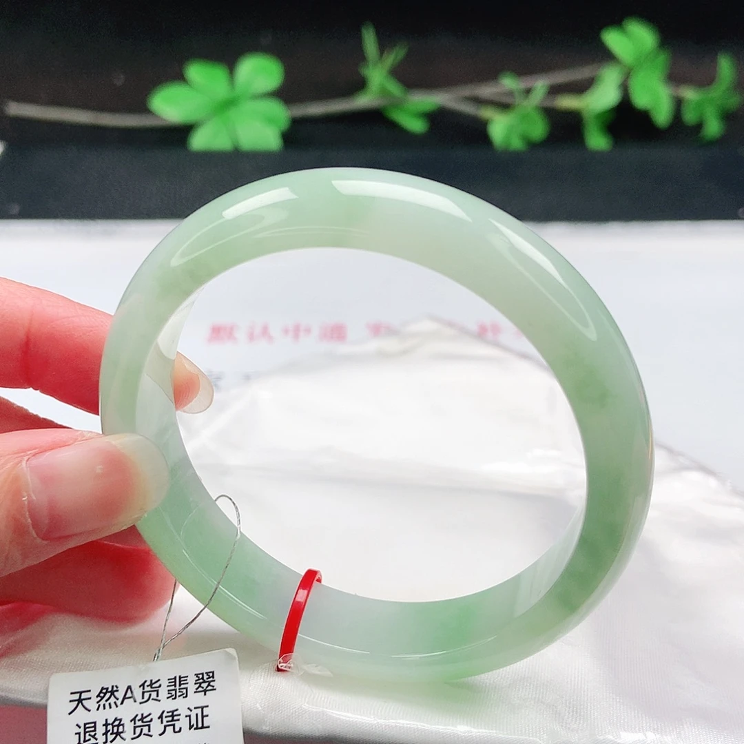 翡翠未镶嵌手镯55.5圈
