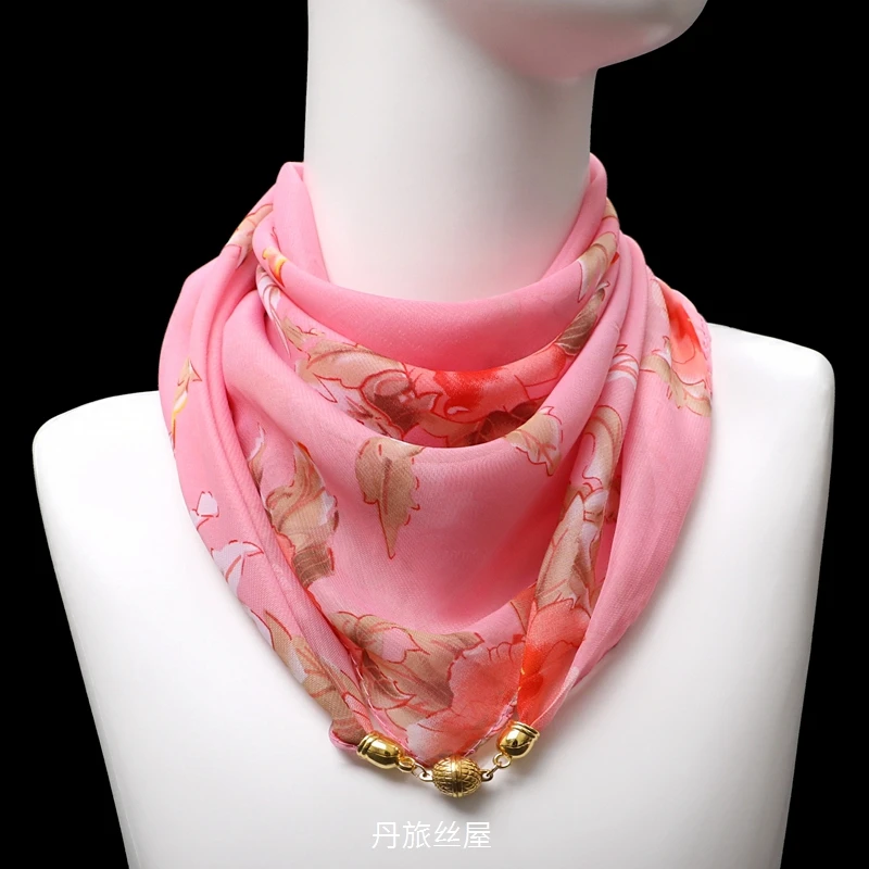 2025新款洋气国风雪纺丝巾透气百搭磁吸扣吊坠方巾围巾女佩戴简单
