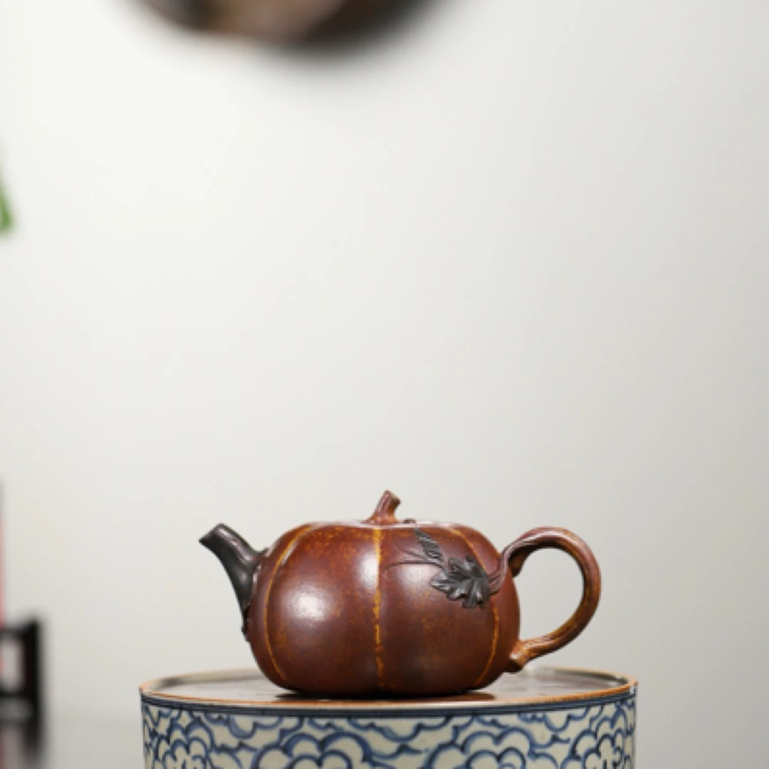 【品名】南瓜【作者】杨鹏，泥料黄金段柴烧，容量】275cc