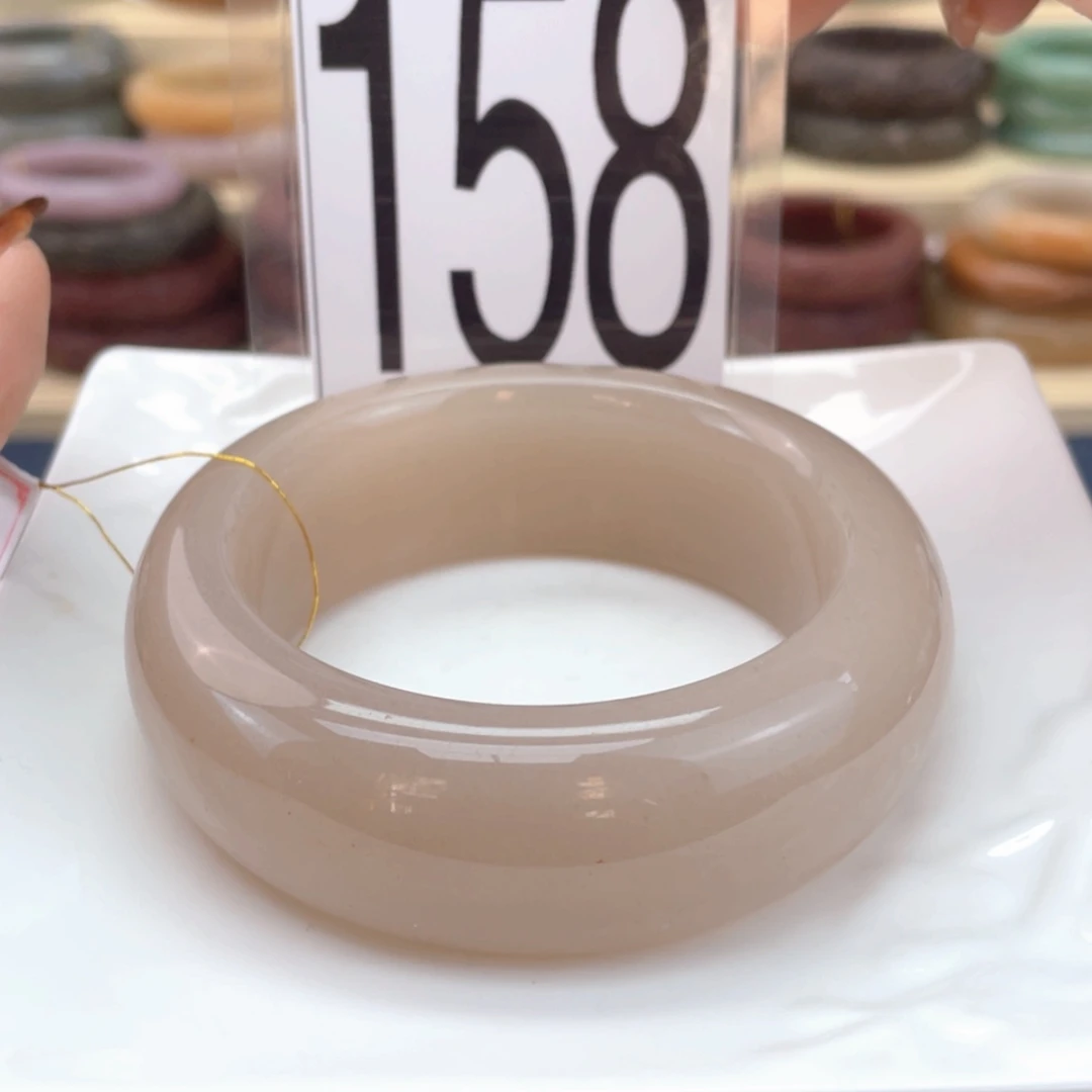 【闪购商品】石英质玉手镯未镶嵌