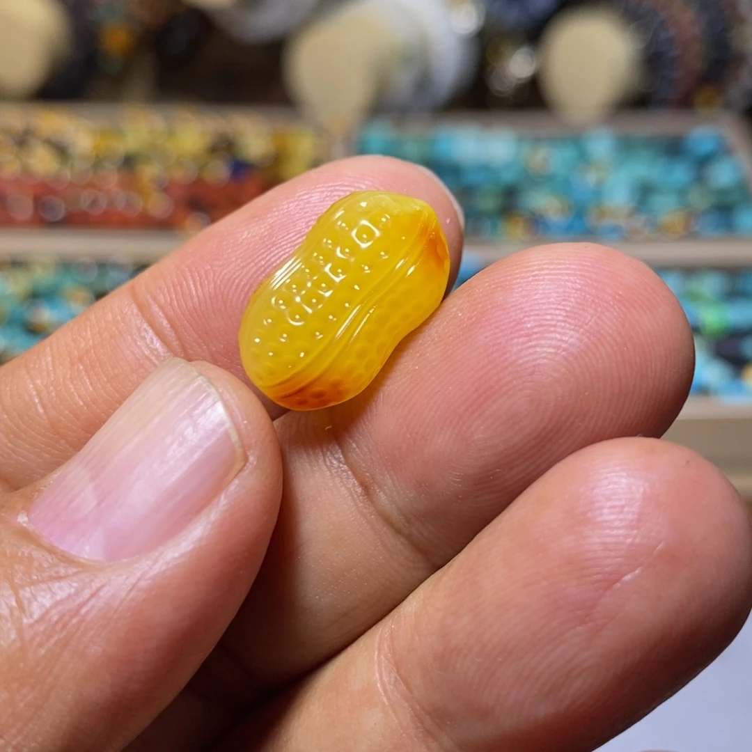 蜜蜡未镶嵌裸石配饰