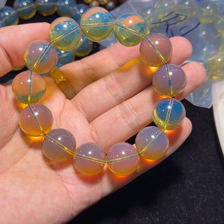 未镶嵌颈饰琥珀细****9琥珀手串