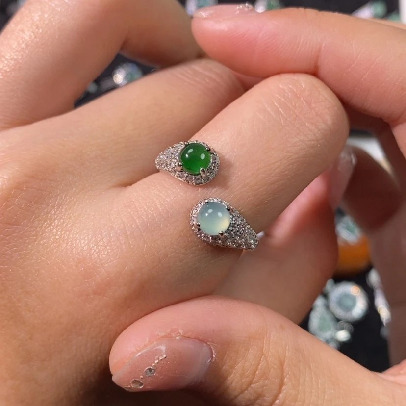 【闪购商品】翡翠颈饰未镶嵌天然