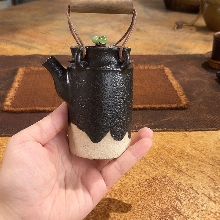 景德镇鱼和熊手工陶艺