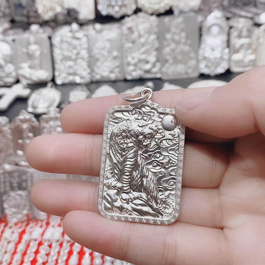 纯银老虎足银吊坠