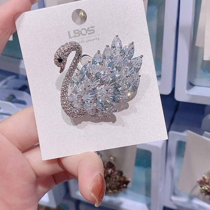 锆石铜合金奢华天鹅胸针 经典款