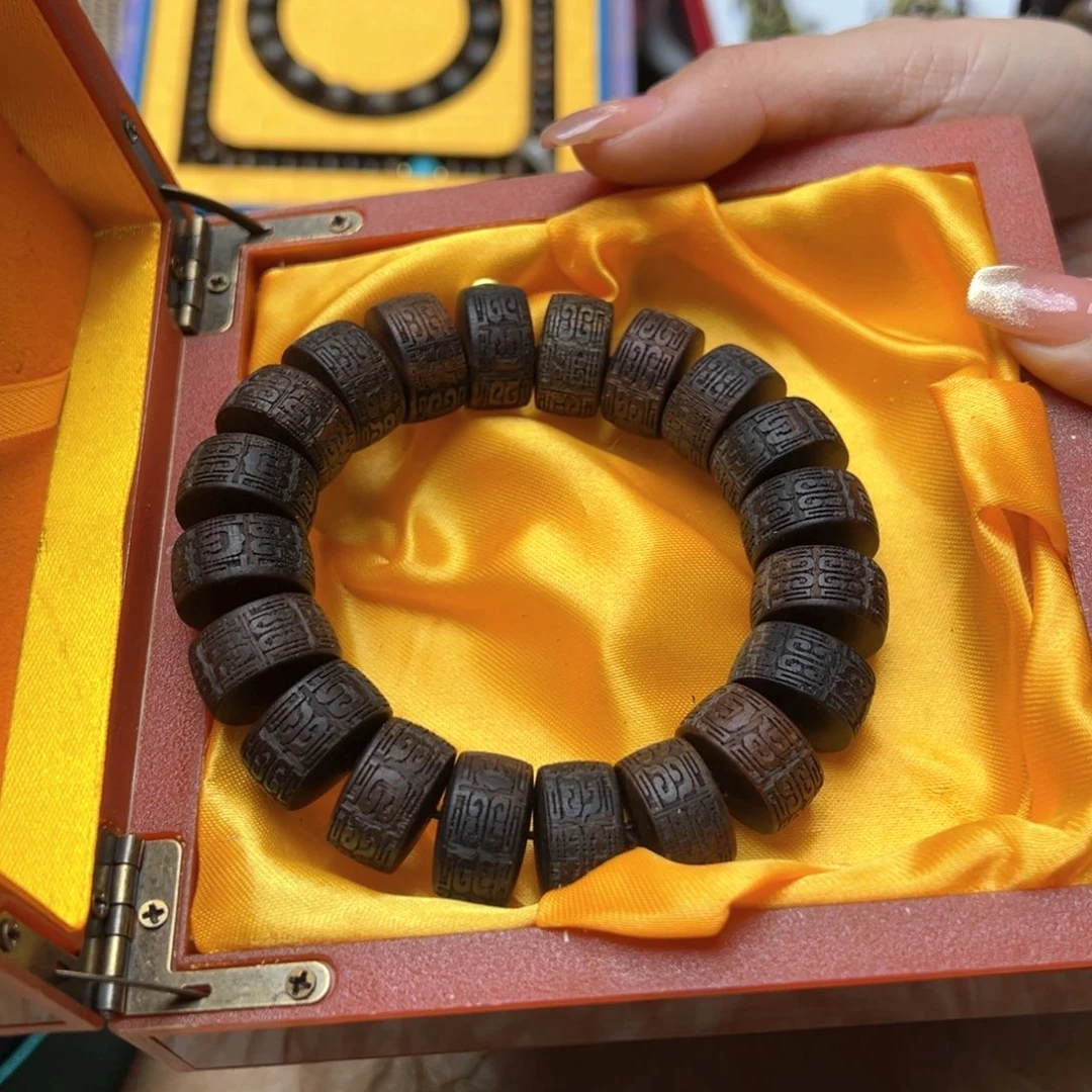 滴血莲花菩提吊坠