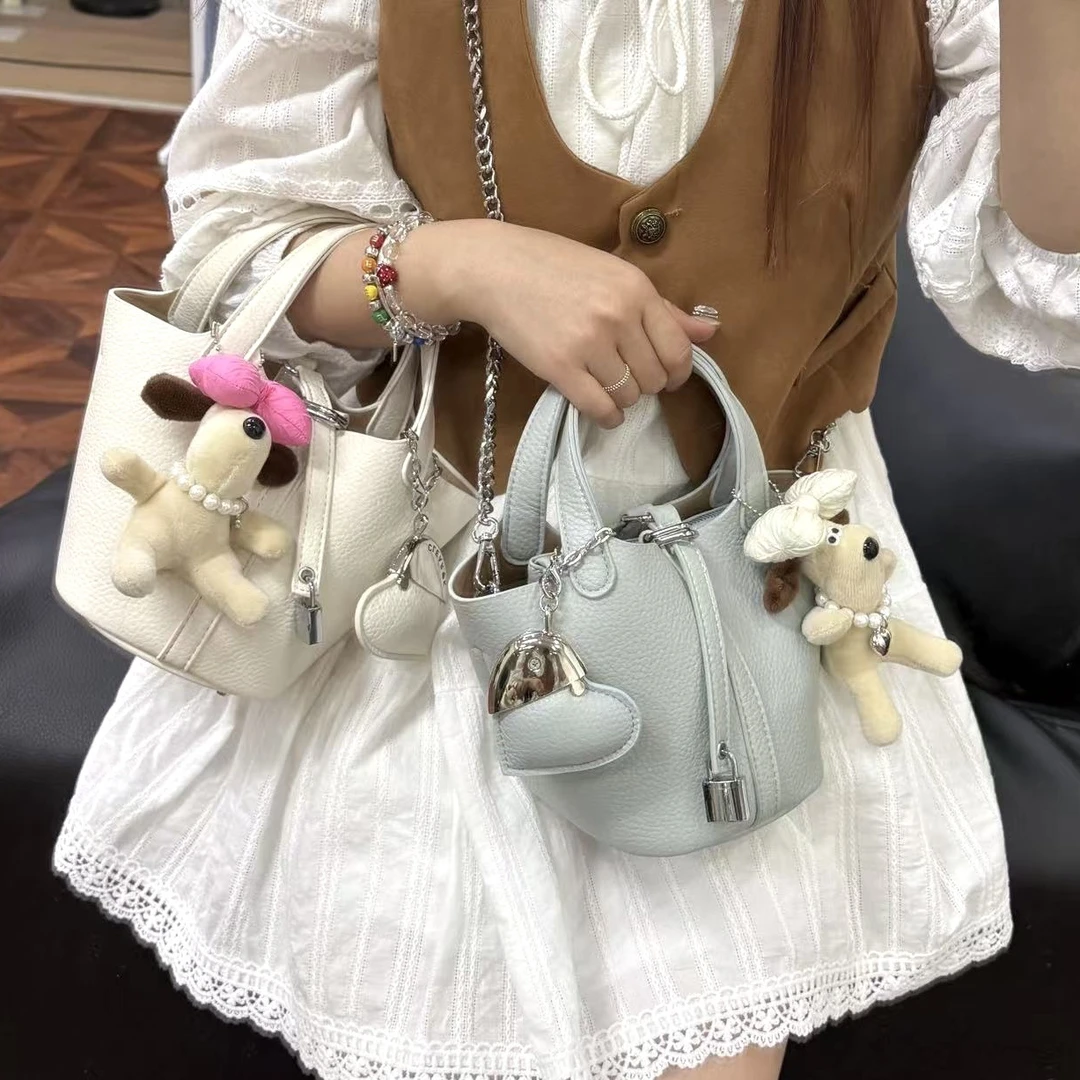 今年流行爆款包包女式2025新款小众设计水桶包菜篮子包单肩斜挎包