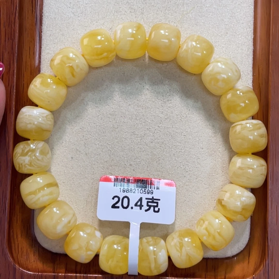 莫***。未镶嵌蜜蜡手链蜜蜡