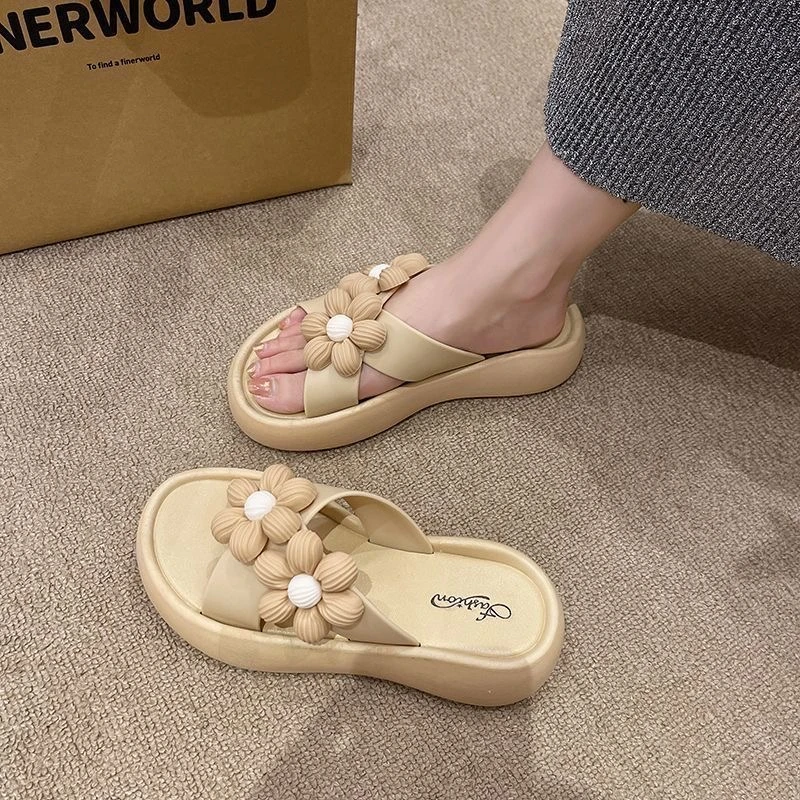 2025新款花朵凉鞋女厚底防滑新款夏季罗马仙女风外出两穿凉拖鞋女