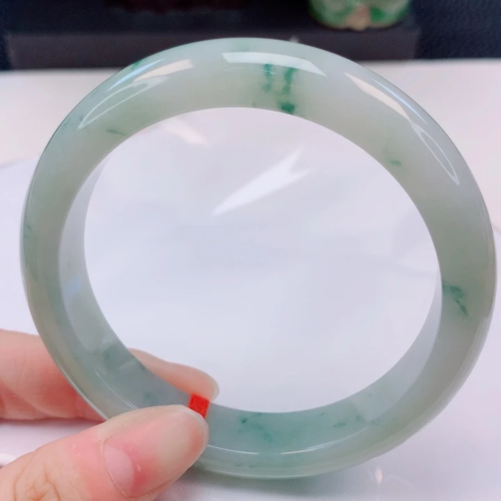 翡翠未镶嵌手镯59圈
