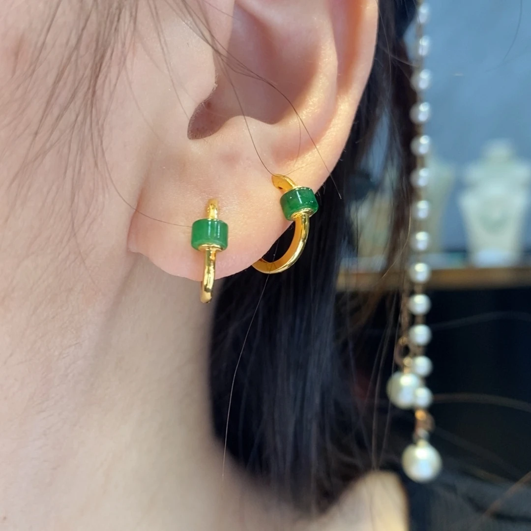翡翠耳饰18K金镶嵌小桶珠