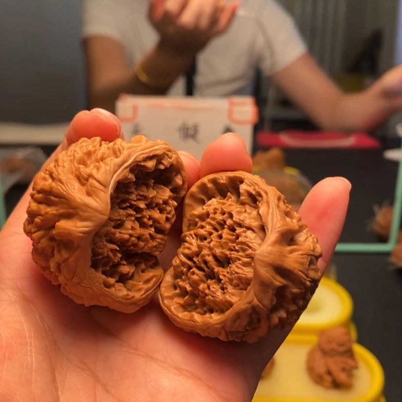 【闪购商品】桃核把件用****212号蛇头，