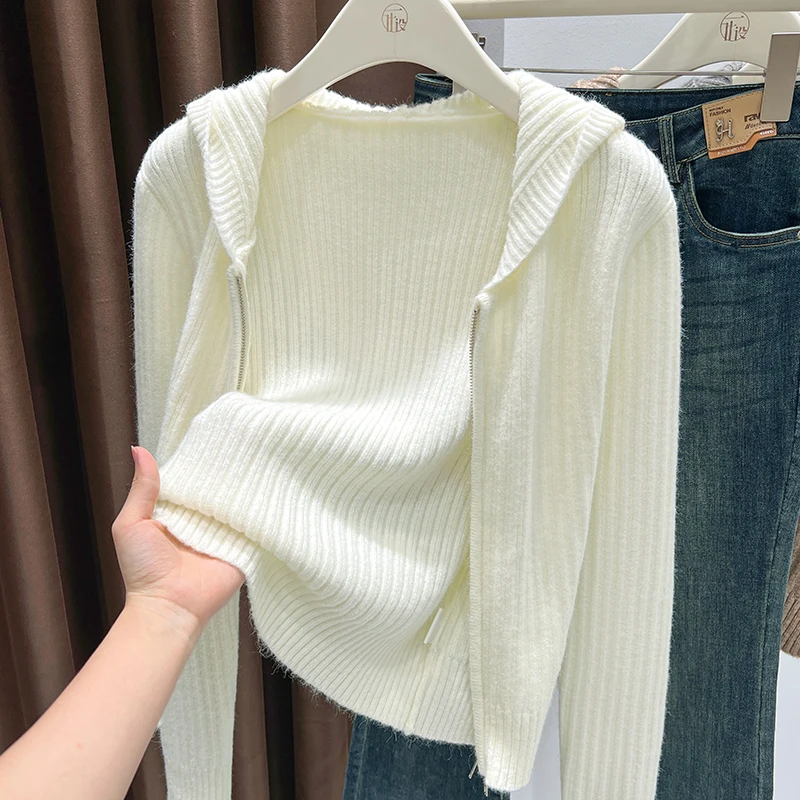 杏色连帽设计感长袖开衫秋季新款针织拉链宽松短外套薄款坎肩上衣