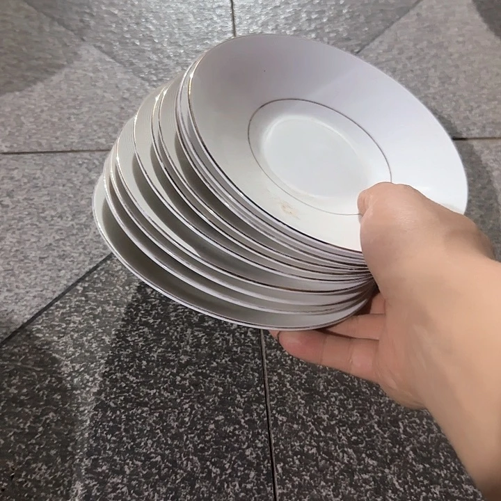 瓷片陶瓷盘子碗啥都有