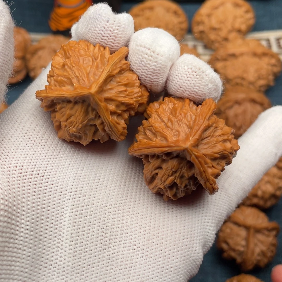 文玩核桃把件36正奔