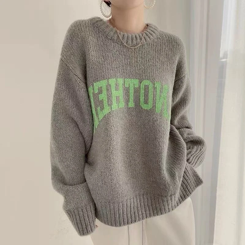5440  洋气圆领字母印花套头宽松长袖加厚针织毛衣女C84