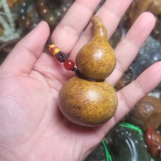 岫岩河磨玉（透闪石质玉）未镶嵌挂件