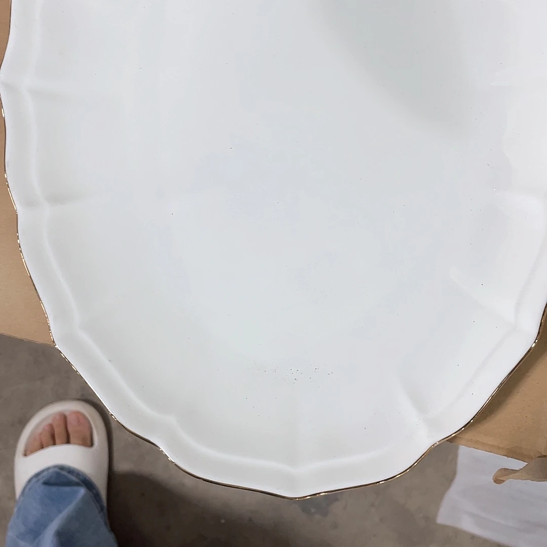 骨瓷@****意04025金边鱼盘