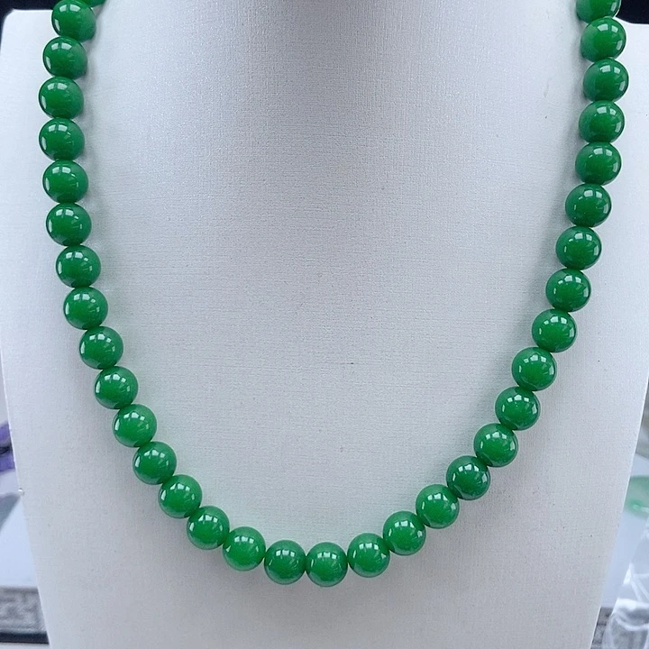 翡翠颈饰未镶嵌项链