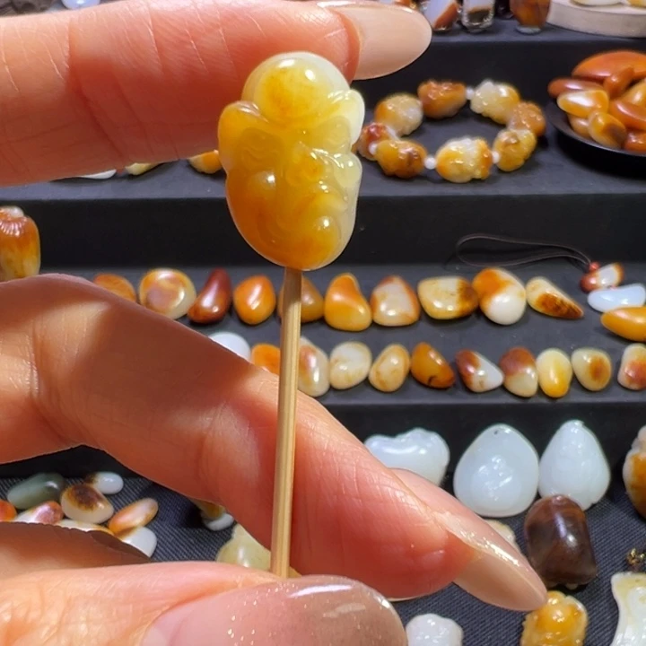 迪***生和田玉（子料）未镶嵌吊坠(不含链)