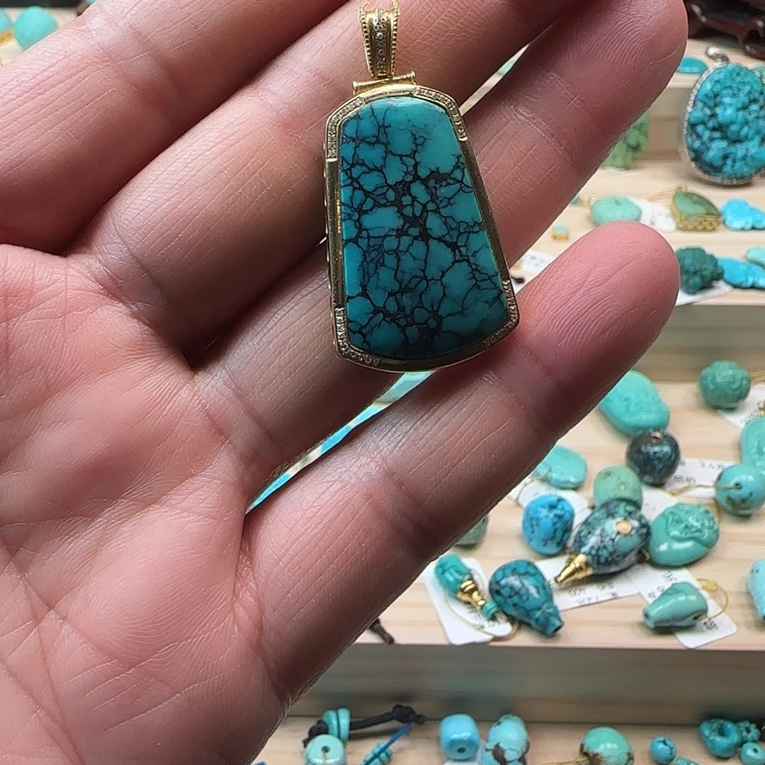 绿松石未镶嵌珠宝半成品