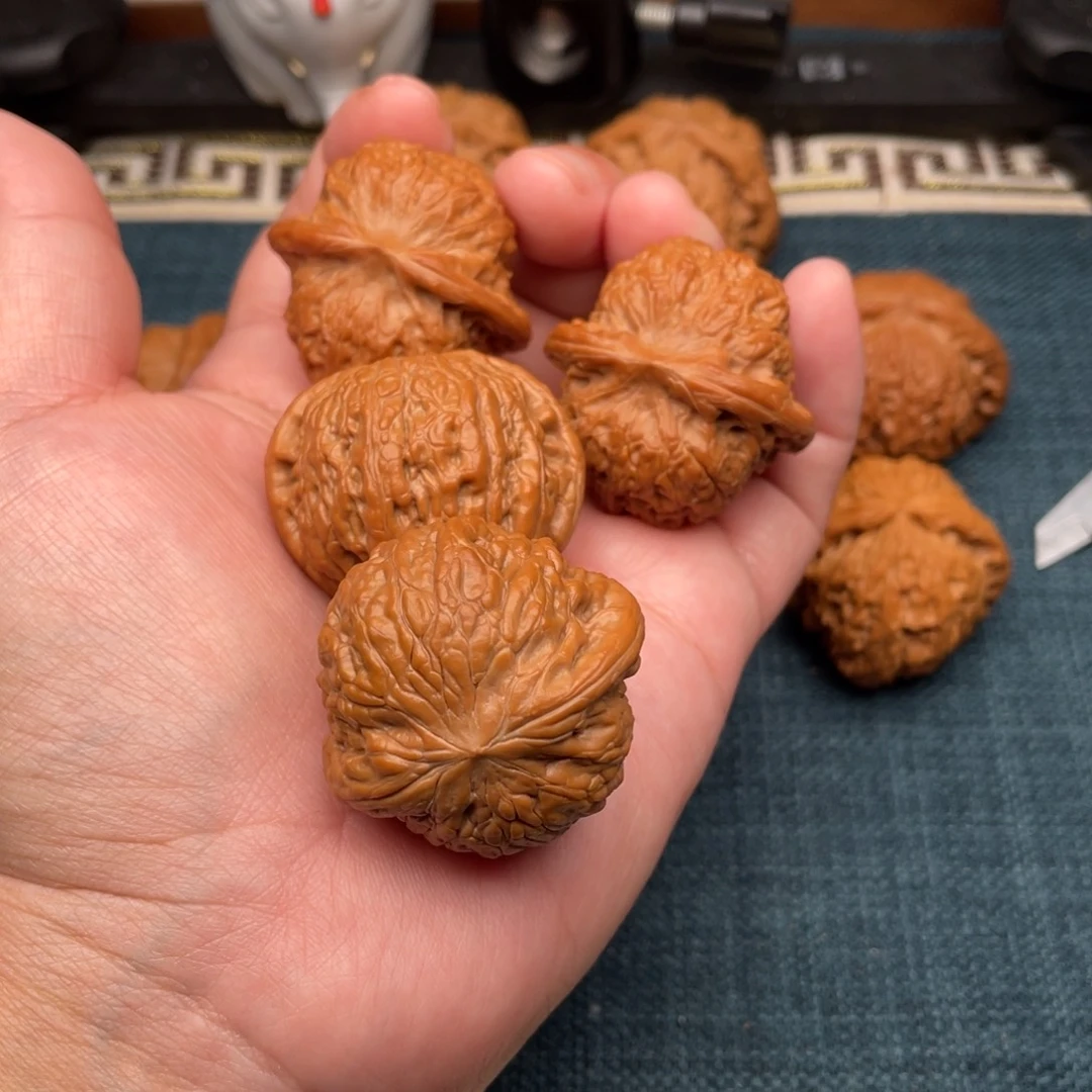 用***3把件文玩核桃全品血麒麟38全品铁锤39