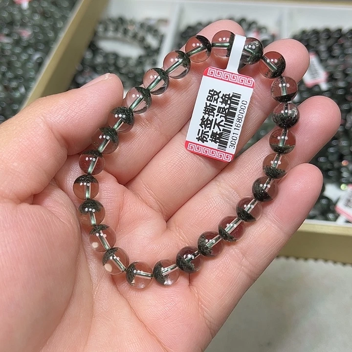 ****。水晶手串未镶嵌绿幽灵手串