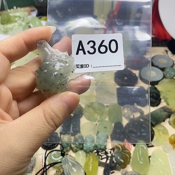 蛇纹石玉合金颈饰鲨****✨