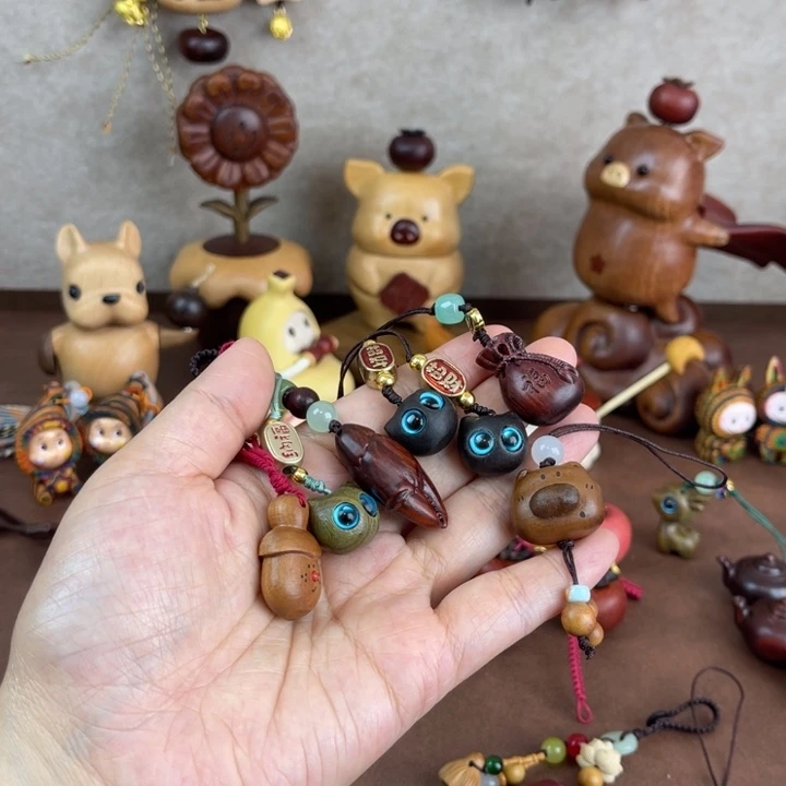 实木挂件手机链任选一个