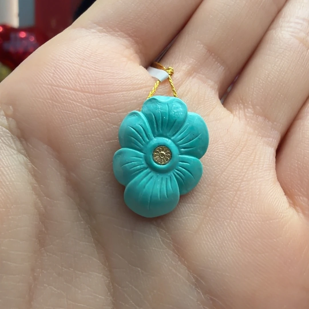 绿松石未镶嵌颈饰