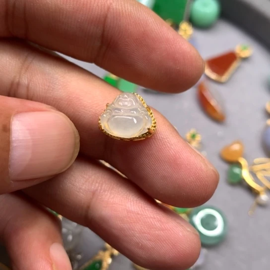 颈饰银S925镶嵌翡翠