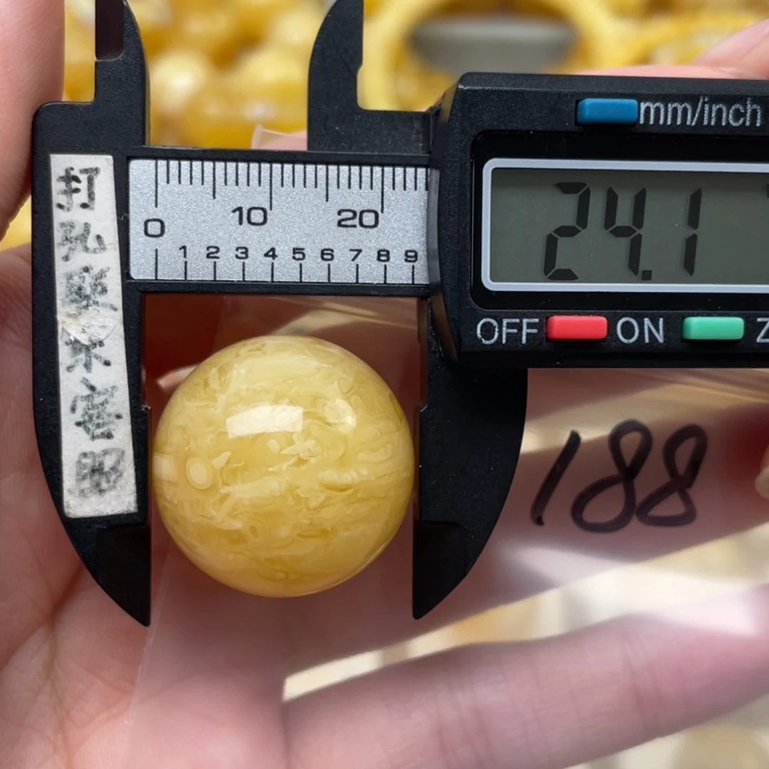 蜜蜡裸石未镶嵌?*中蜜蜡