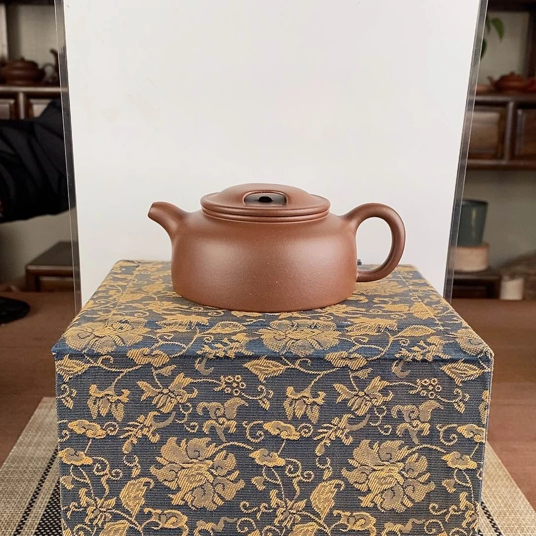 紫砂茶壶宜兴紫砂工艺美术精品