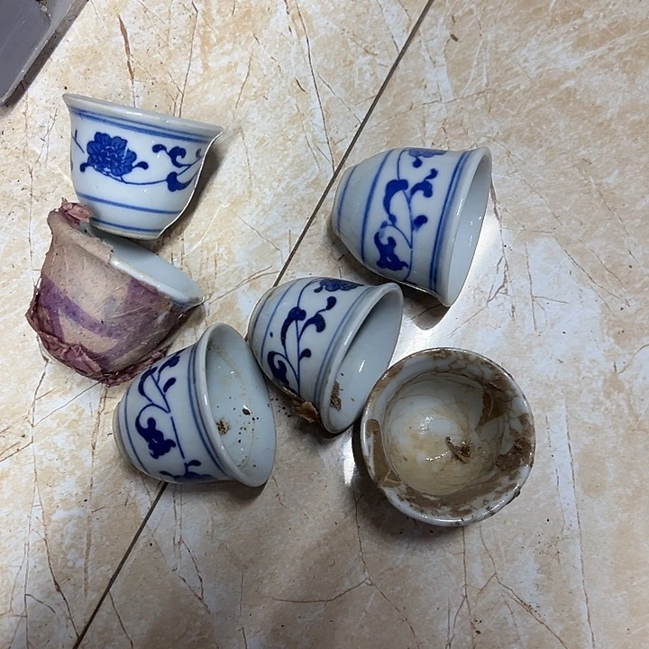 摆件陶6个芙蓉花酒杯