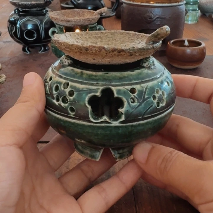 暗***瑰景德镇陶瓷艺术香薰炉
