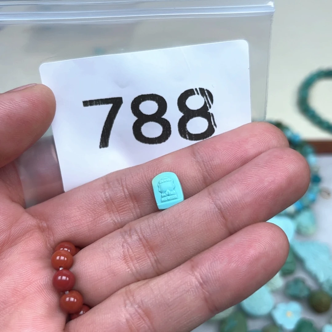 南红玛瑙未镶嵌珠宝奇石