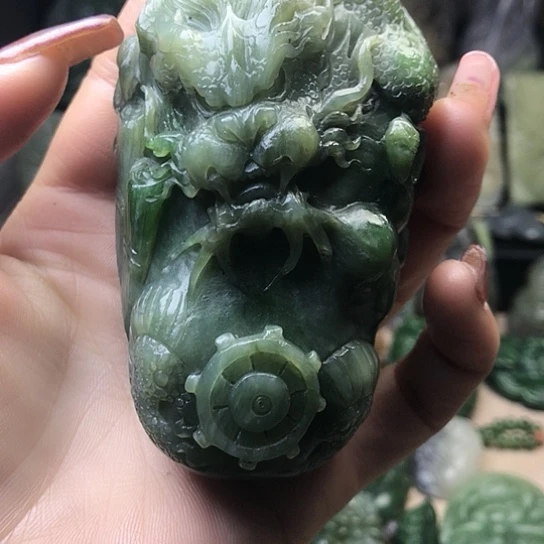 和田玉（碧玉）未镶嵌把件