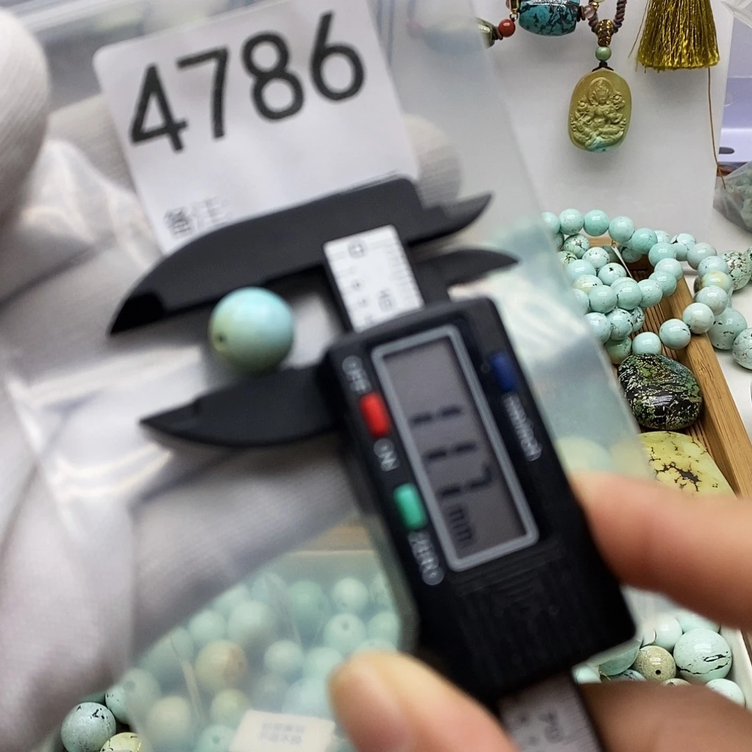 南红玛瑙未镶嵌颈饰