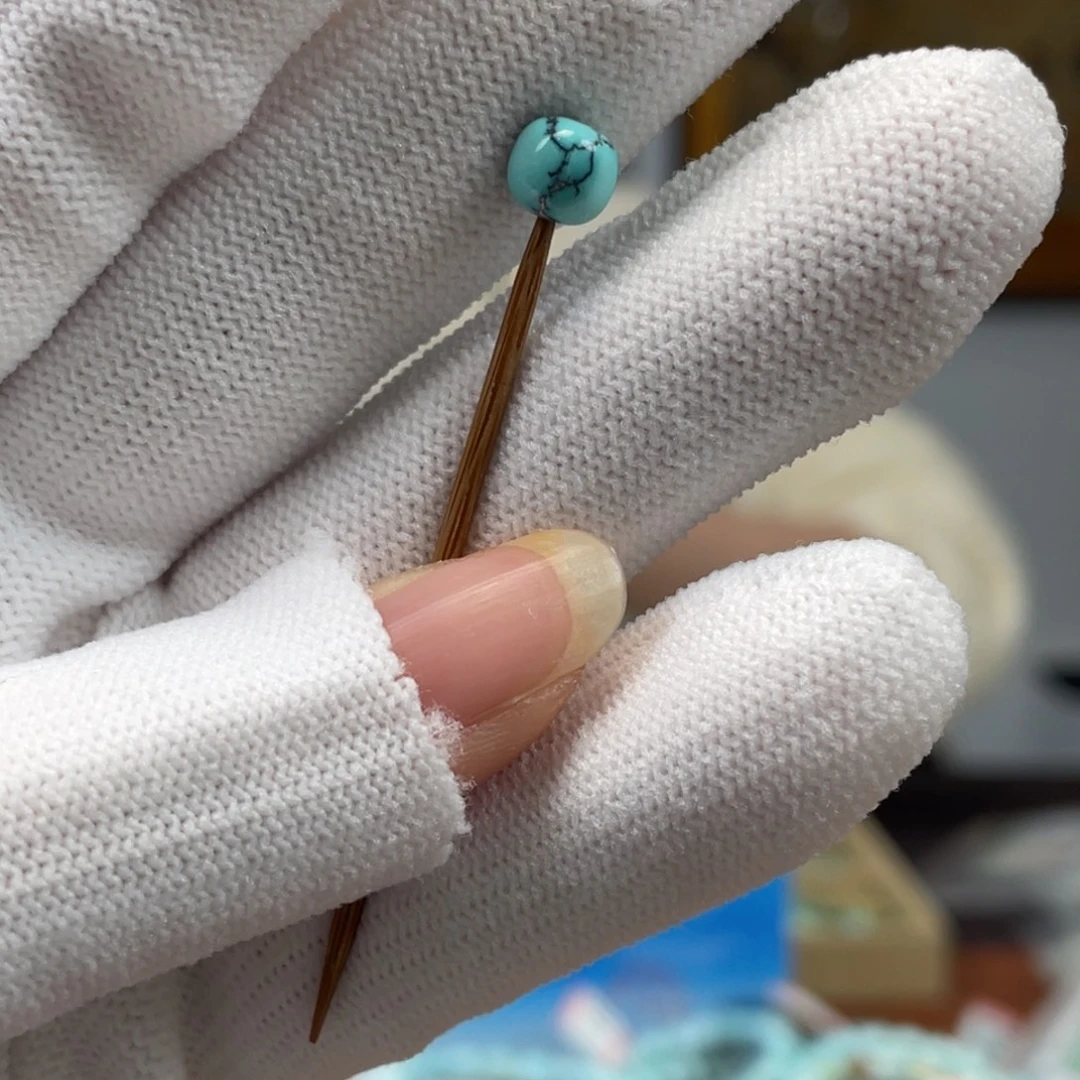 绿松石未镶嵌挂件