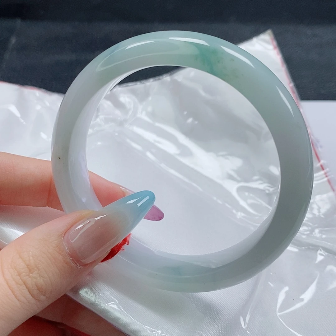 【闪购商品】未镶嵌手镯翡翠537号