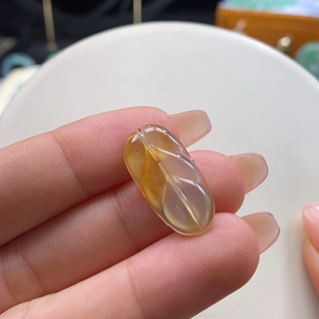 翡翠吊坠(不含链)未镶嵌翡翠冰飘黄树叶